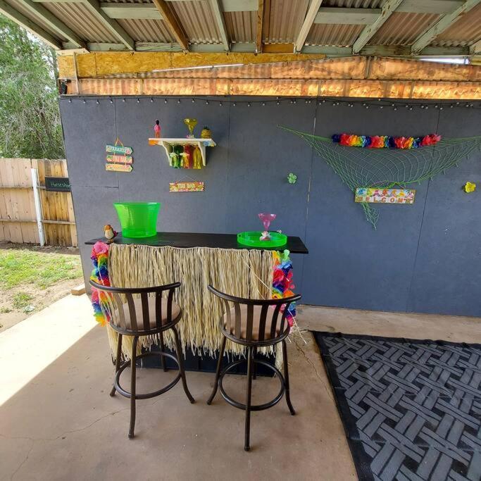Cheerful 3 Bedroom House. Great Location โคโลราโดสปริงส์ ภายนอก รูปภาพ